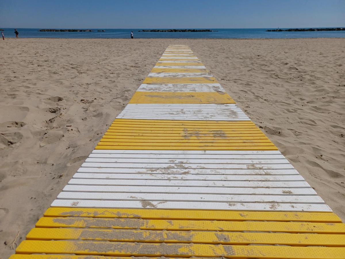 Appartamento Felicia San Benedetto del Tronto Luaran gambar